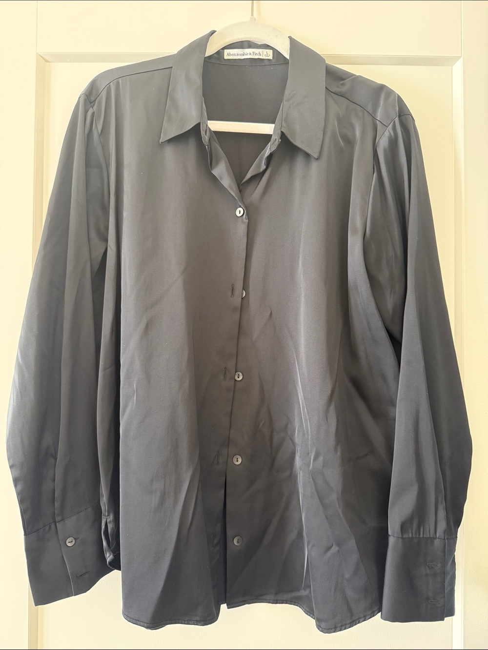 Abercrombie & Fitch Men's Dark Gray Long-Sleeve Button Shirt